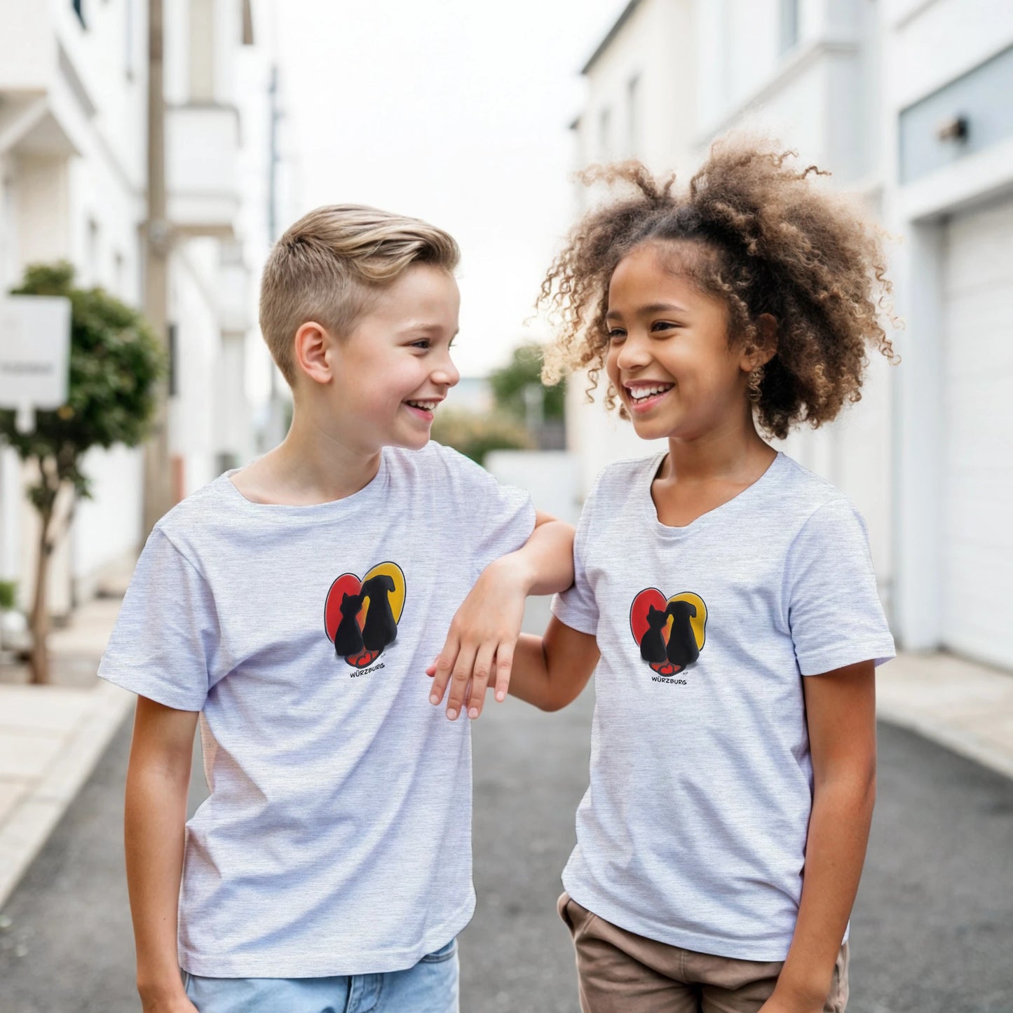 1bcda8ef-c18f-4dad-b384-2566a64f6364